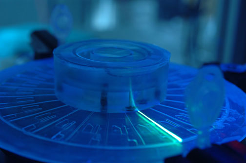 IMTEK - Institut fr Mikrosystemtechnologie Feiburg - Coriolis Mikroreaktor