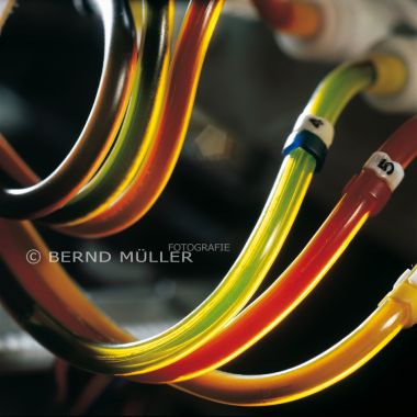 Total Digital; Pumpen der Druckfarbe in die Dsen 