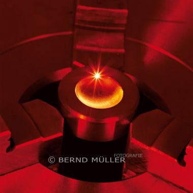 Photonik: Laserpolieren eines Werkstcks